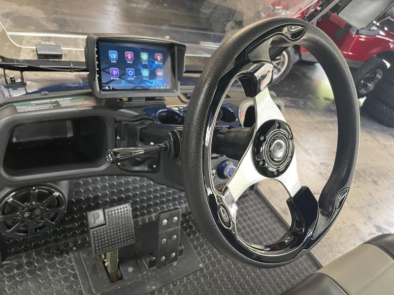 2022 Evolution Electric Vehicles Classic 4 Plus